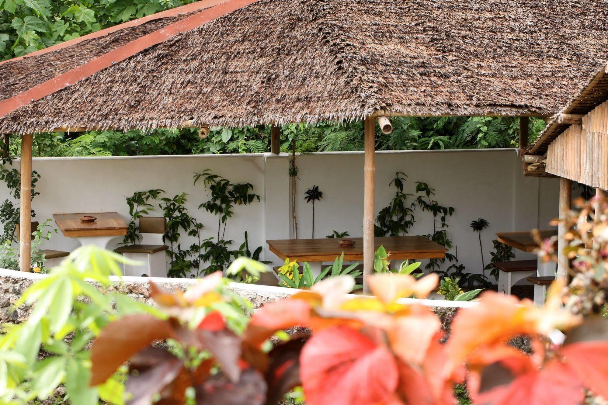 Guindulman Bay Tourist Inn Kültér fotó