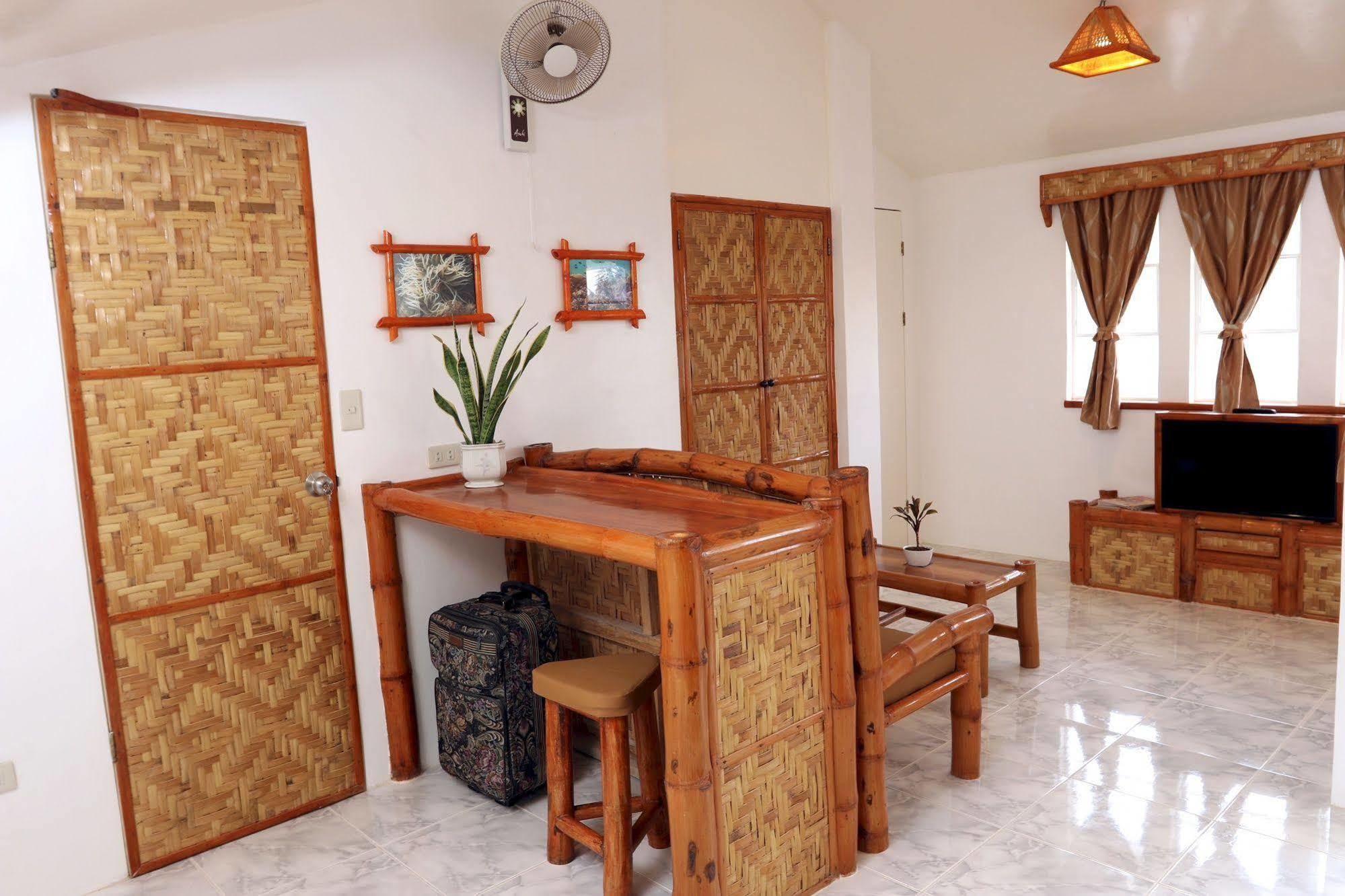 Guindulman Bay Tourist Inn Kültér fotó