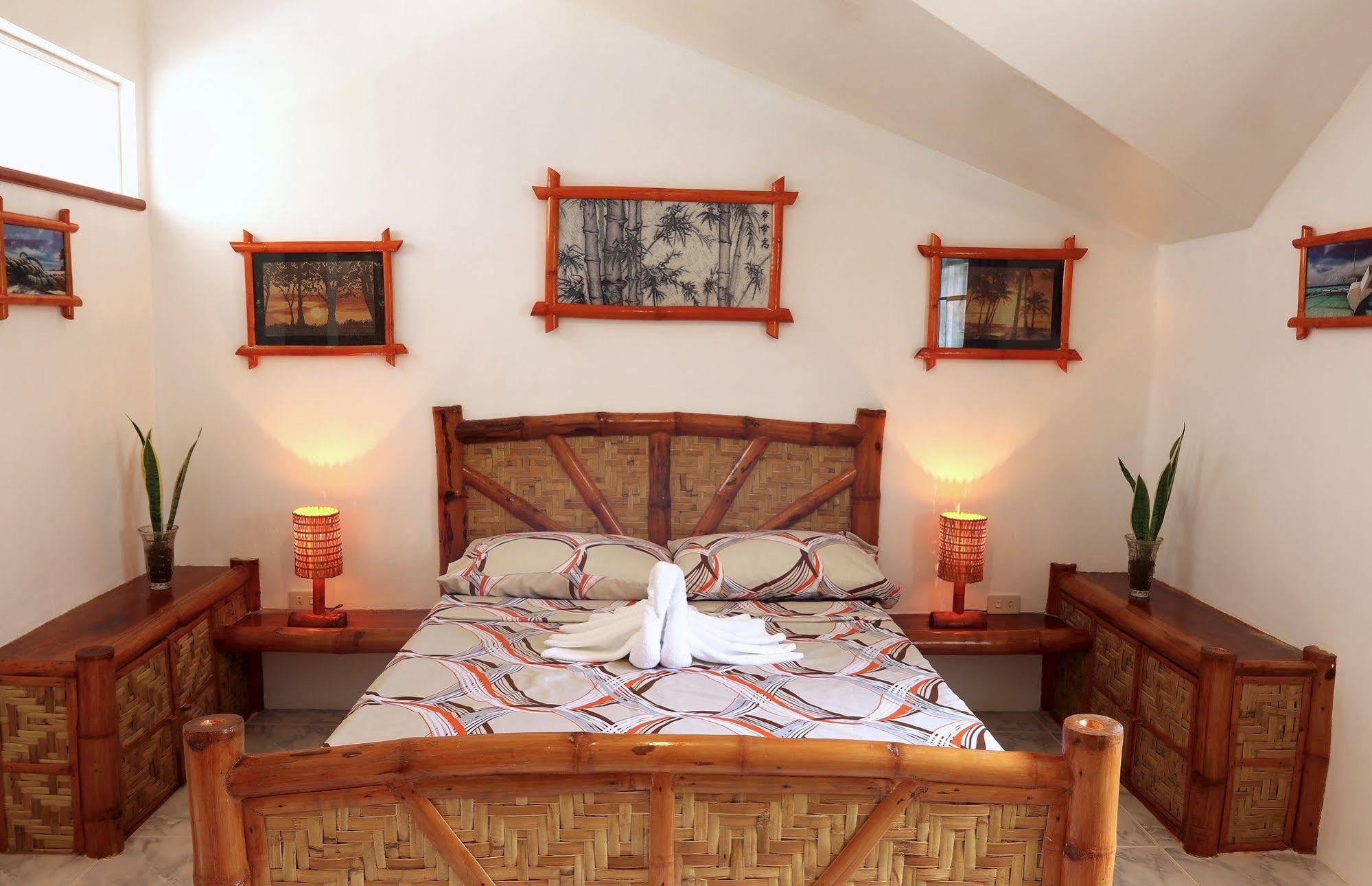 Guindulman Bay Tourist Inn Kültér fotó
